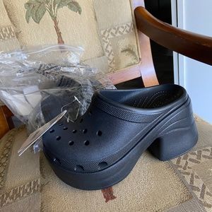 Siren Crocs Black womens us 7